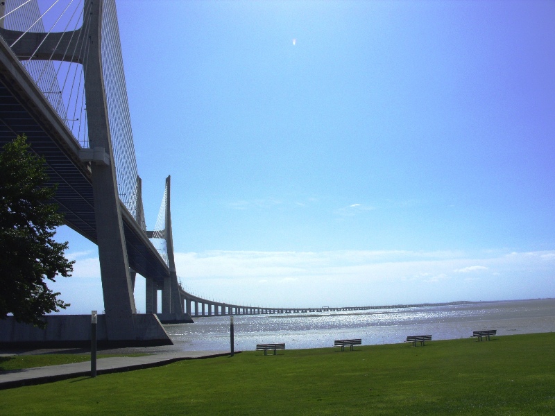 Ponte de Vasco da Gama